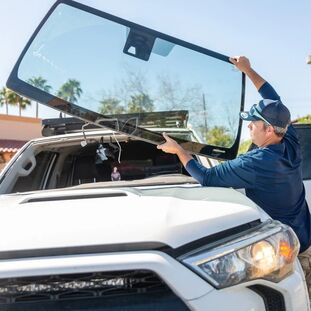 Auto Glass Repair Phoenix Resolves All Your Problems Within Less Time And At Reasonable Price